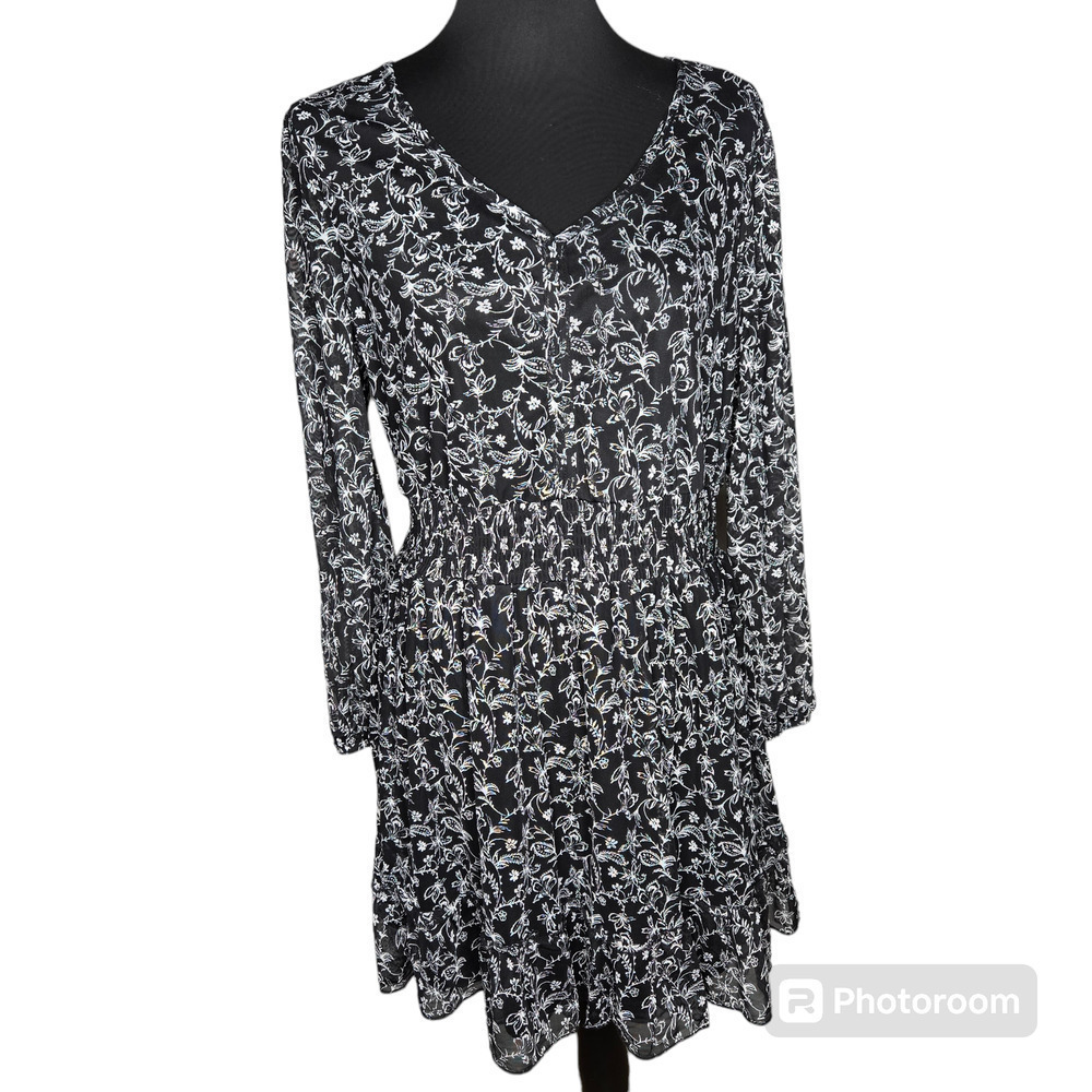 Madison‎ + Hudson Black Floral Dress